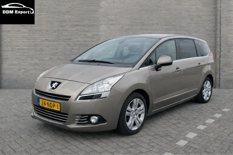 Peugeot 5008 (2010)