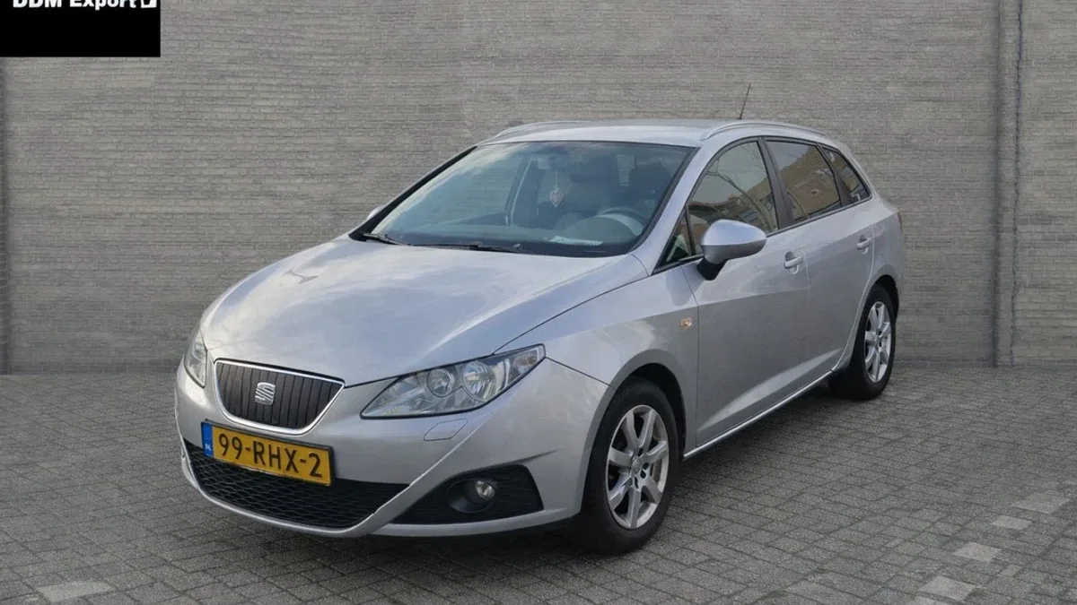 SEAT Ibiza (2011) — foto 1