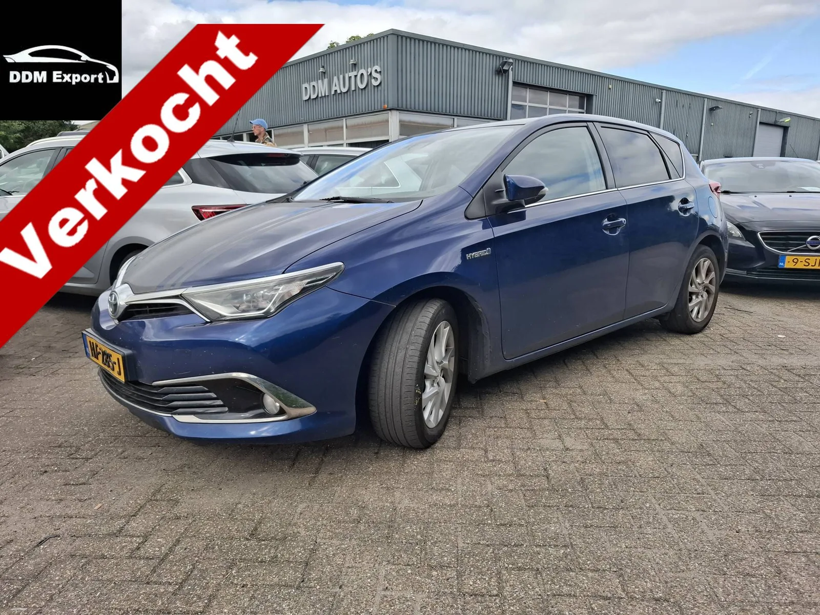 Toyota Auris (2015) — foto 1