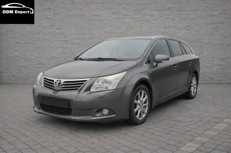 Toyota Avensis (2010)