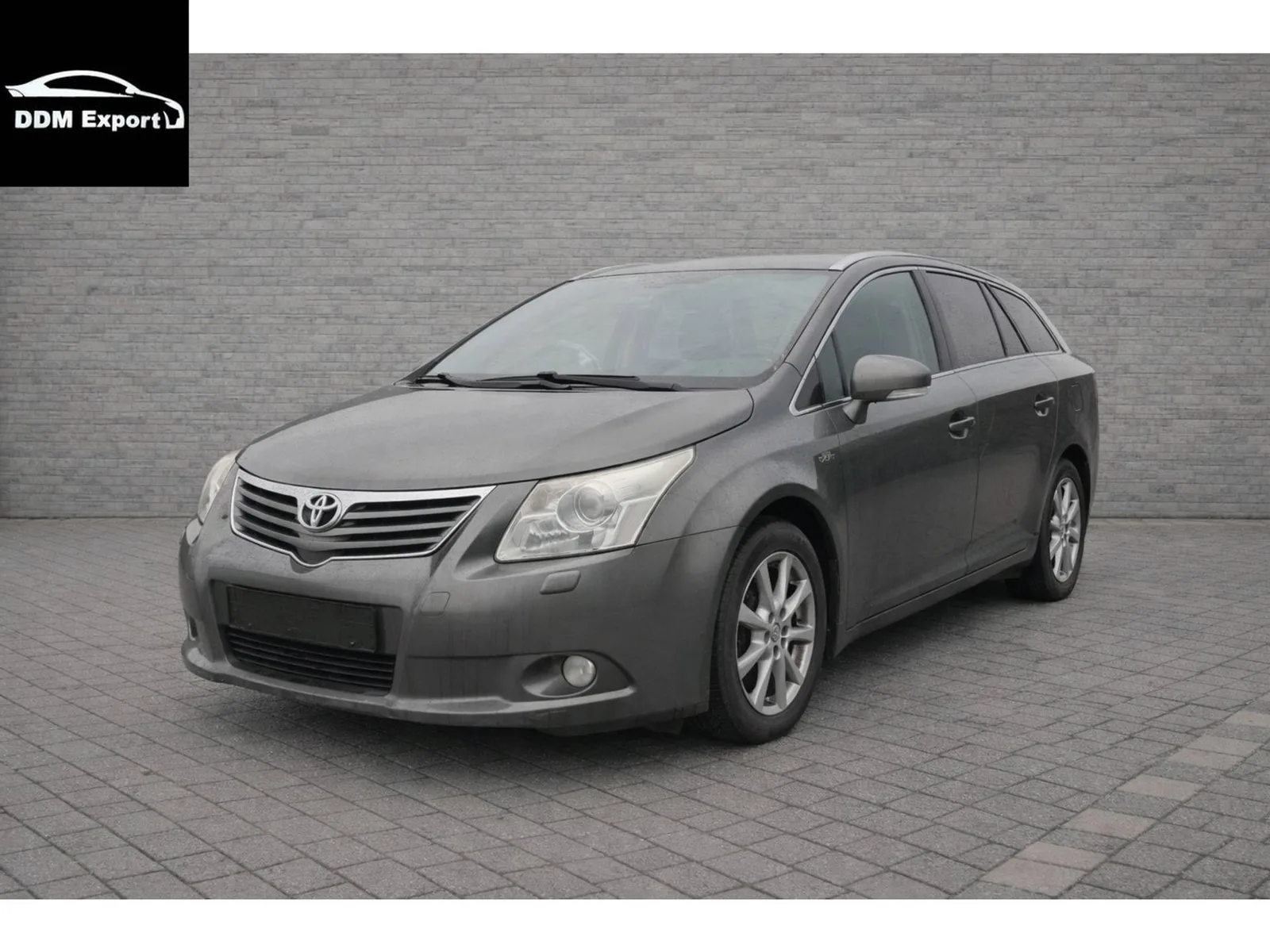 Toyota Avensis (2010) — foto 1