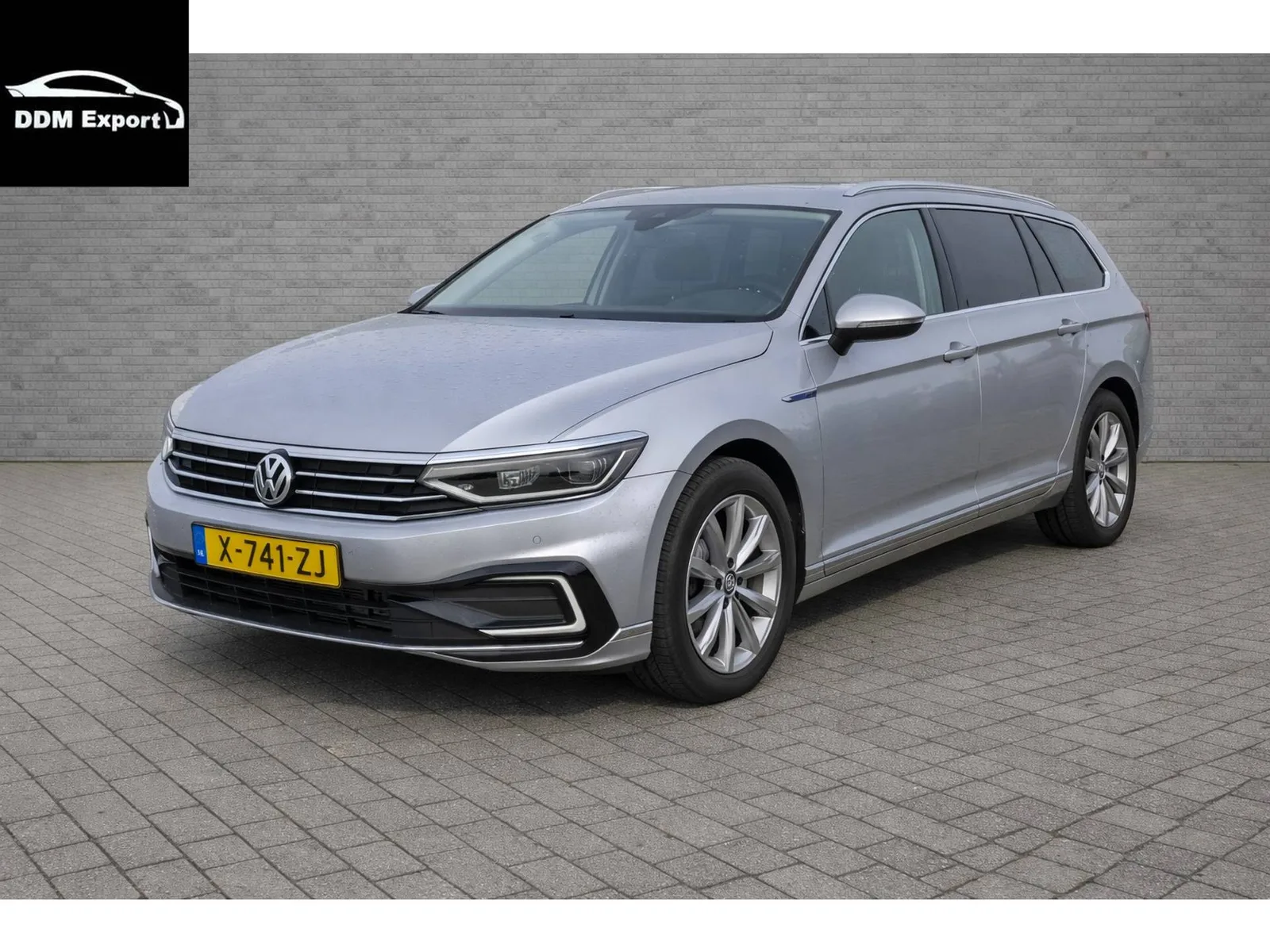 Volkswagen Passat (2019) — foto 1