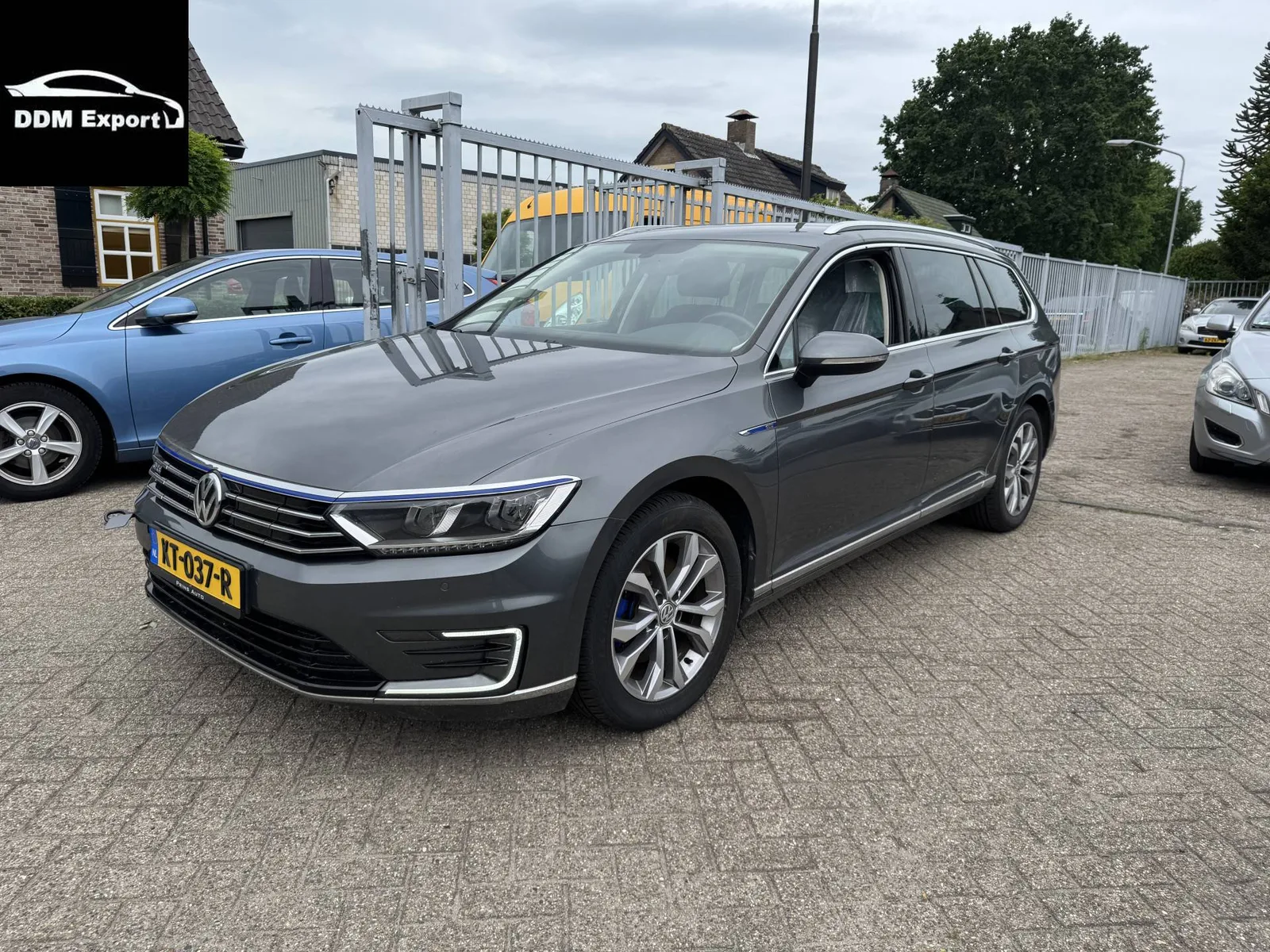 Volkswagen Passat (2016) — foto 1