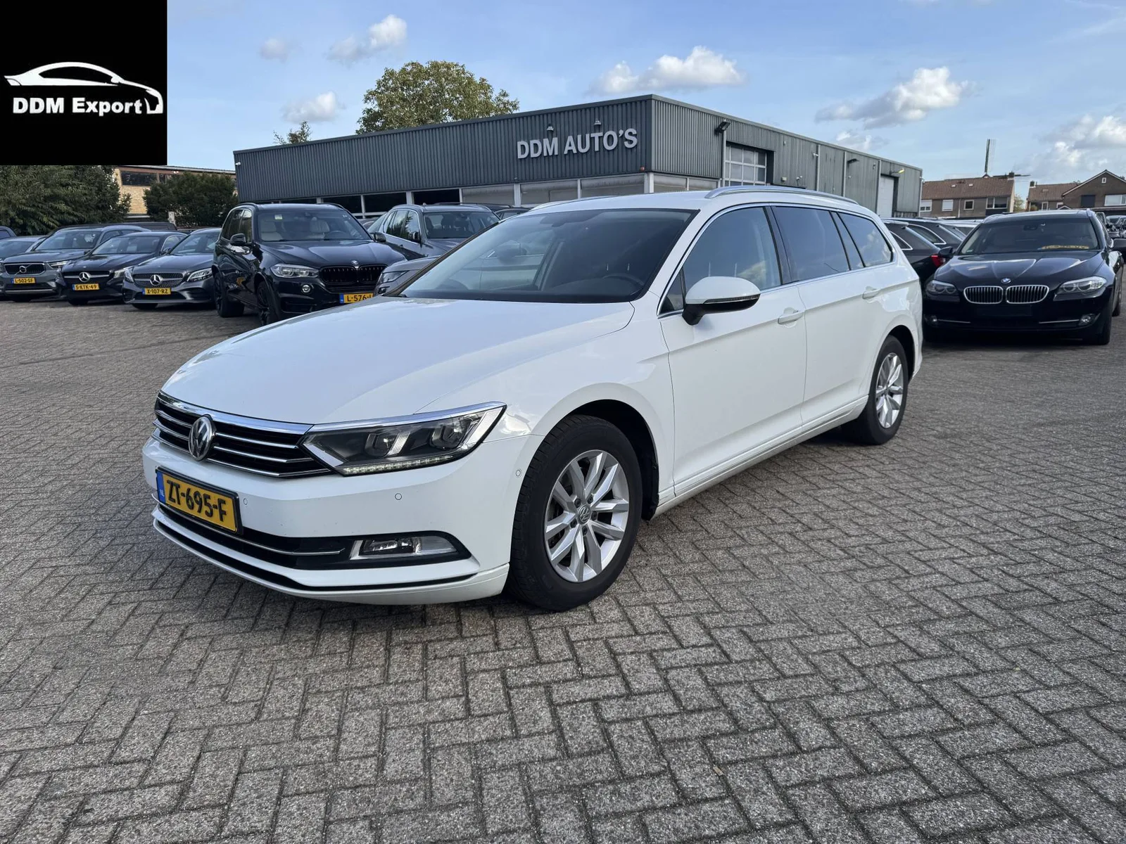 Volkswagen Passat (2016) — foto 1