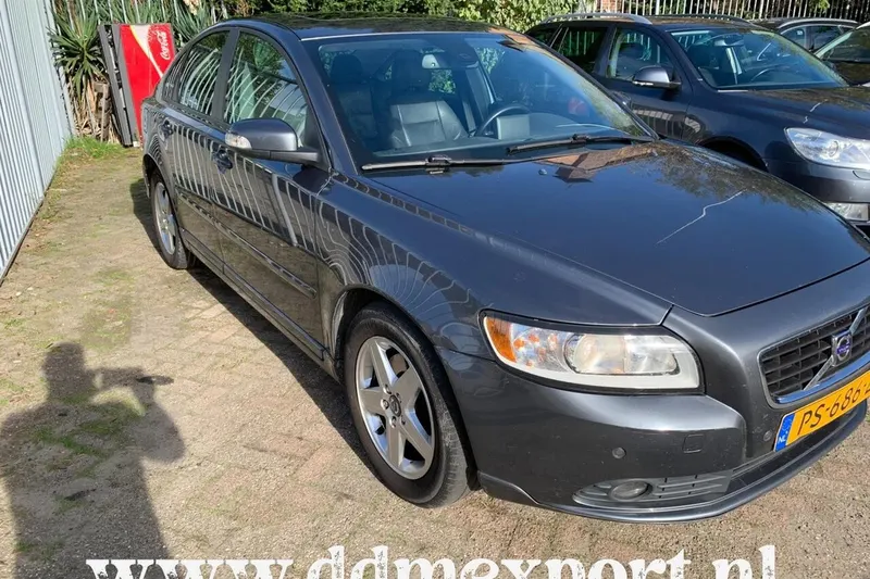 Volvo S40 (2009)