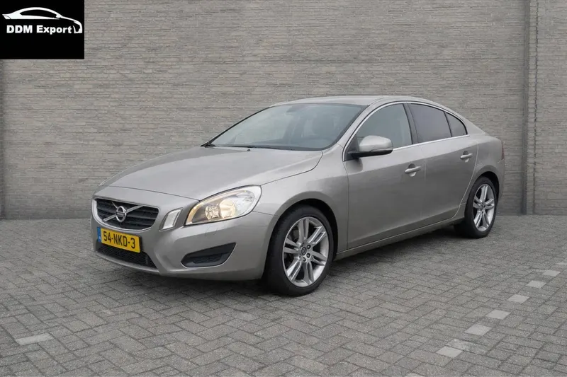 Volvo S60 (2010)