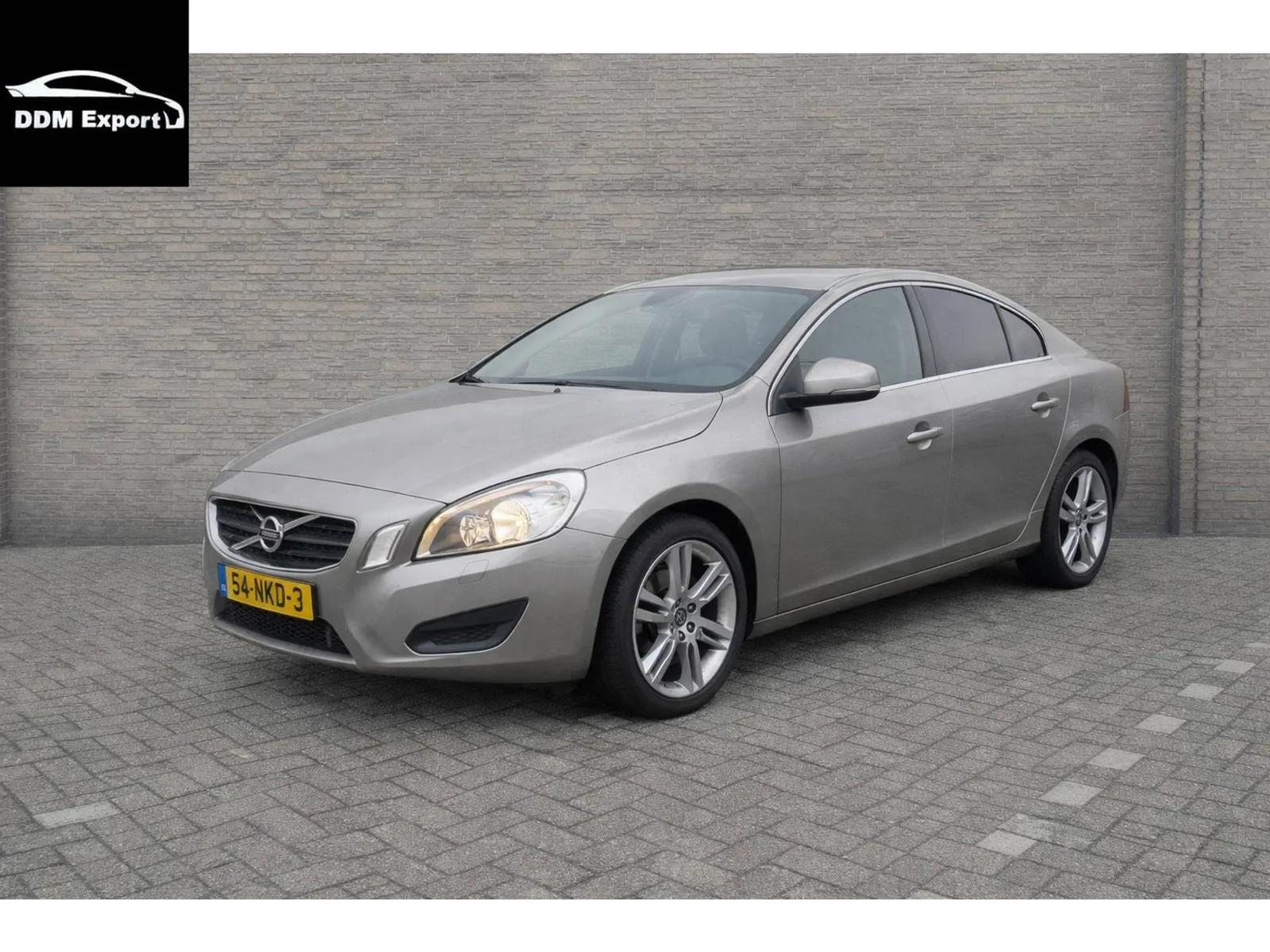Volvo S60 (2010) — foto 1