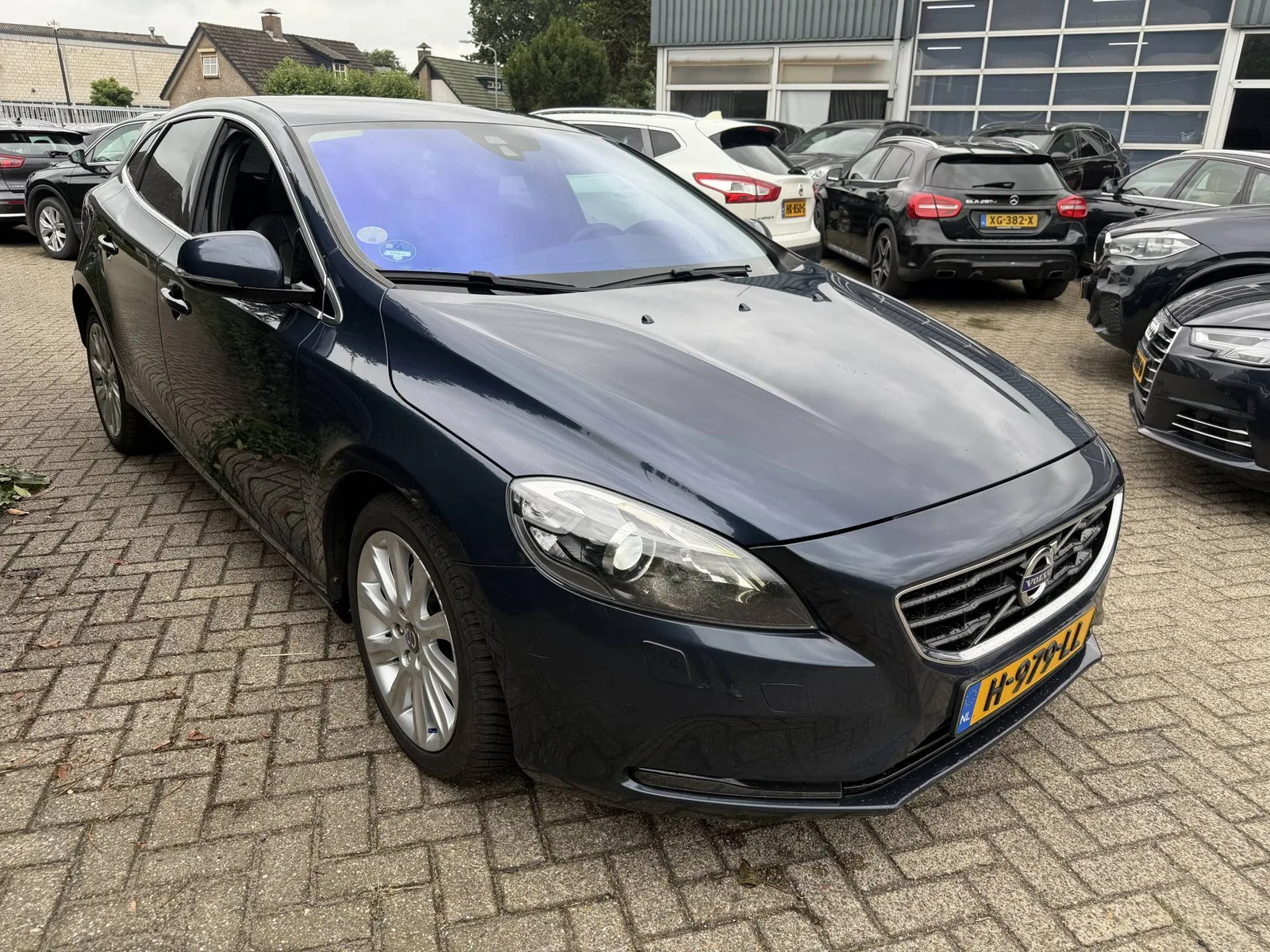 Volvo V40 (2015) — foto 1