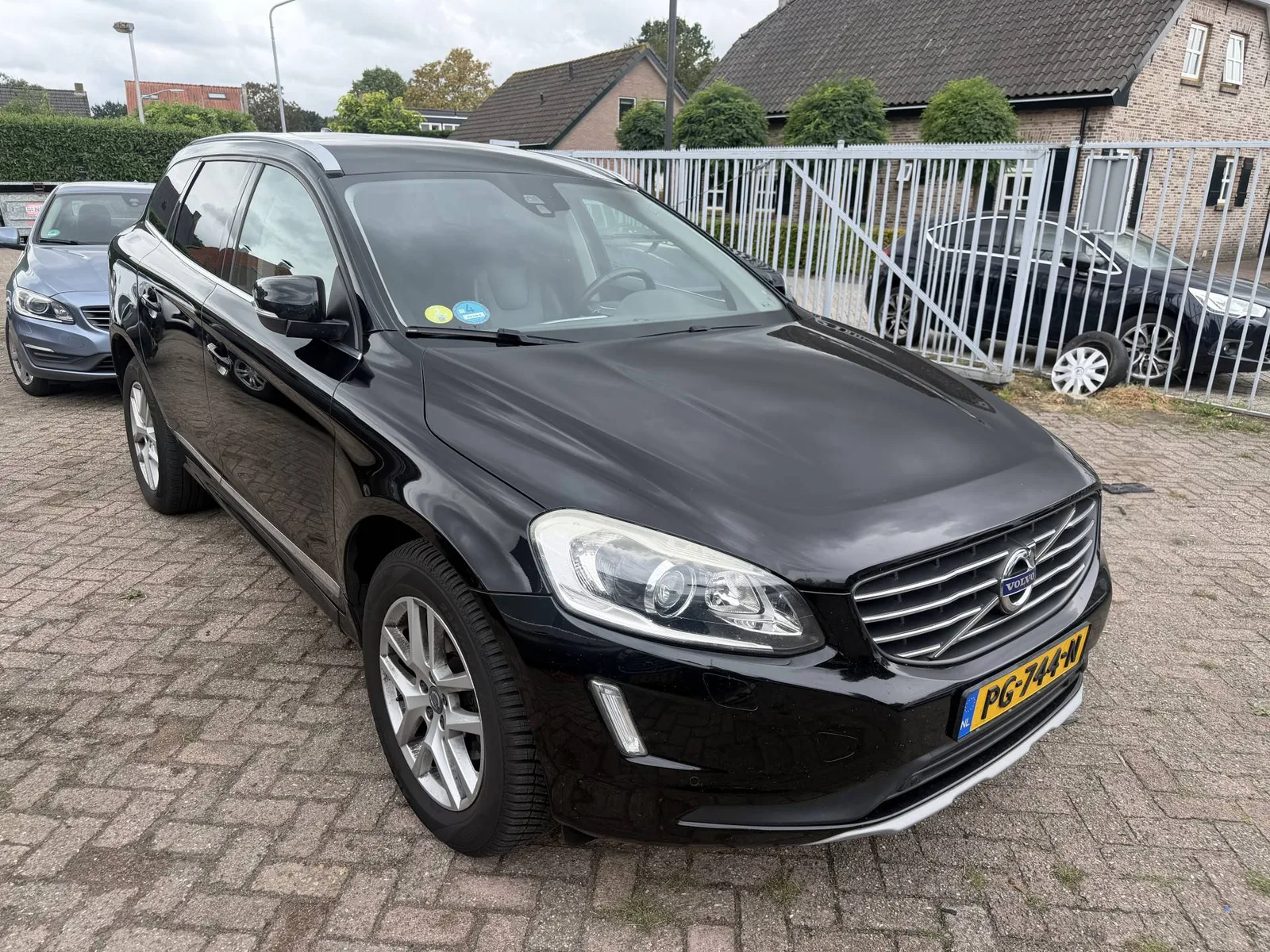 Volvo XC60 (2016) — foto 1