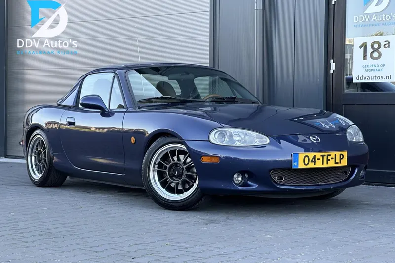 Mazda MX-5 (2001)