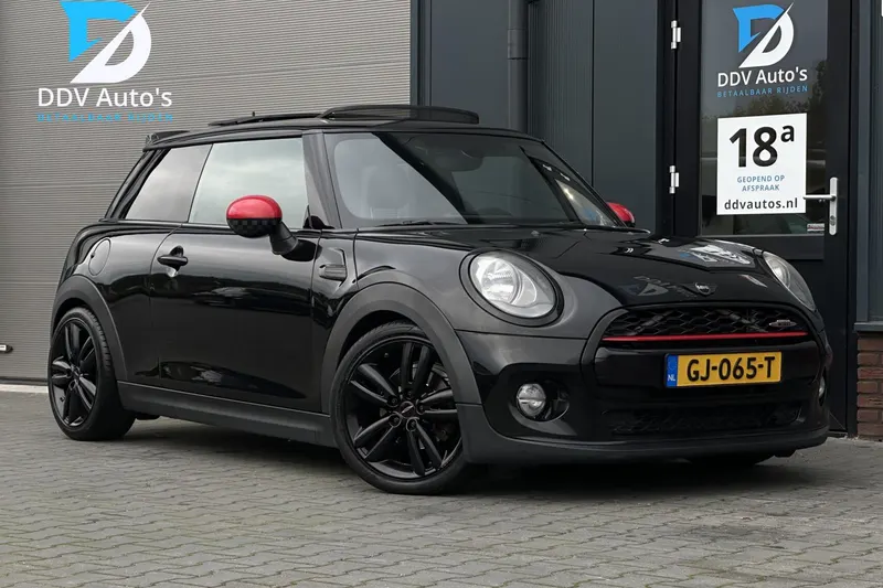 MINI Cooper (2015)