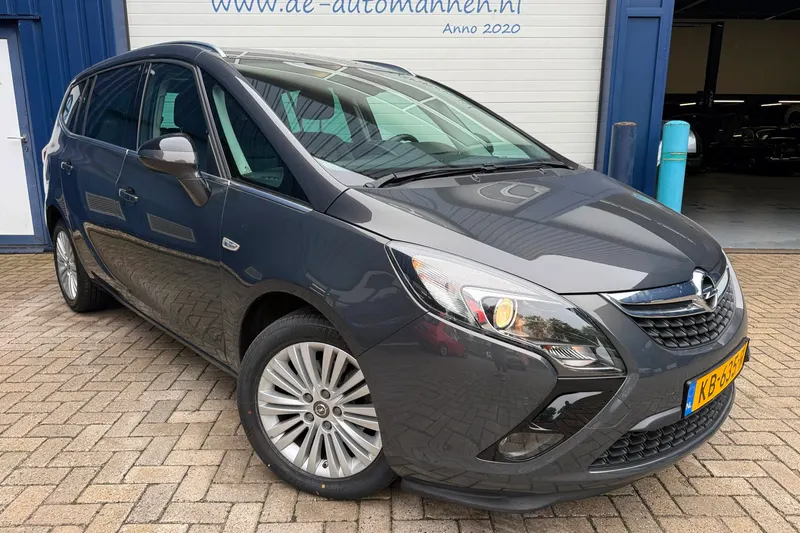 Opel Zafira Tourer (2016)