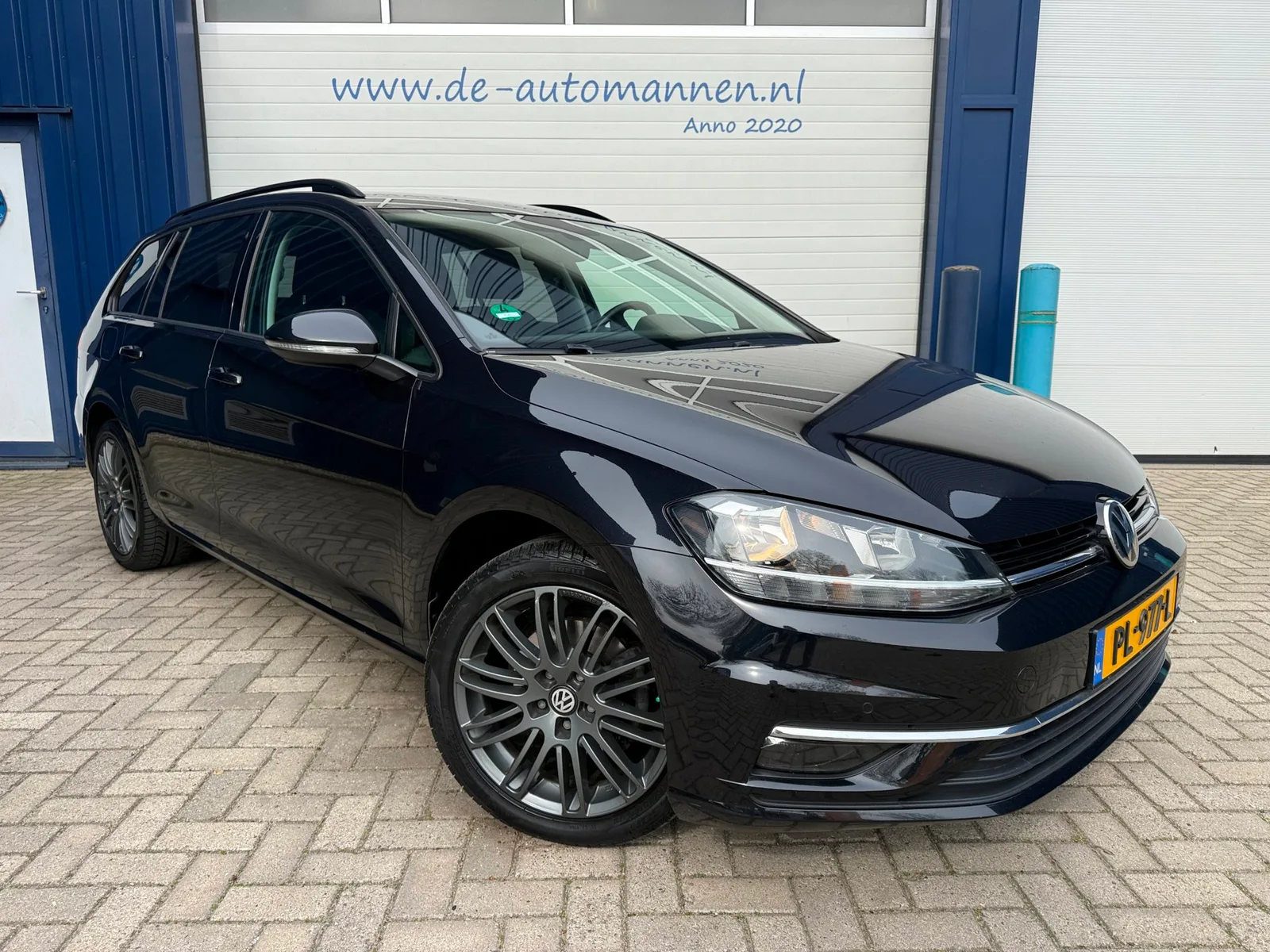Volkswagen Golf (2017) — foto 1