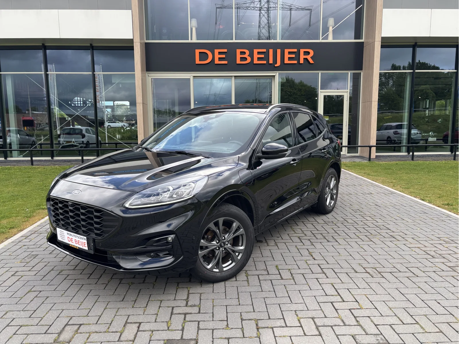 Ford Kuga (2023) — foto 1