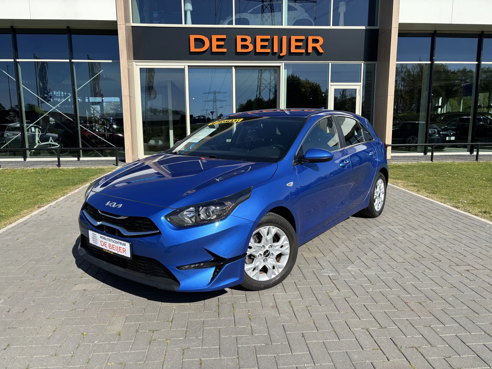 Kia Ceed (2022) — foto 1