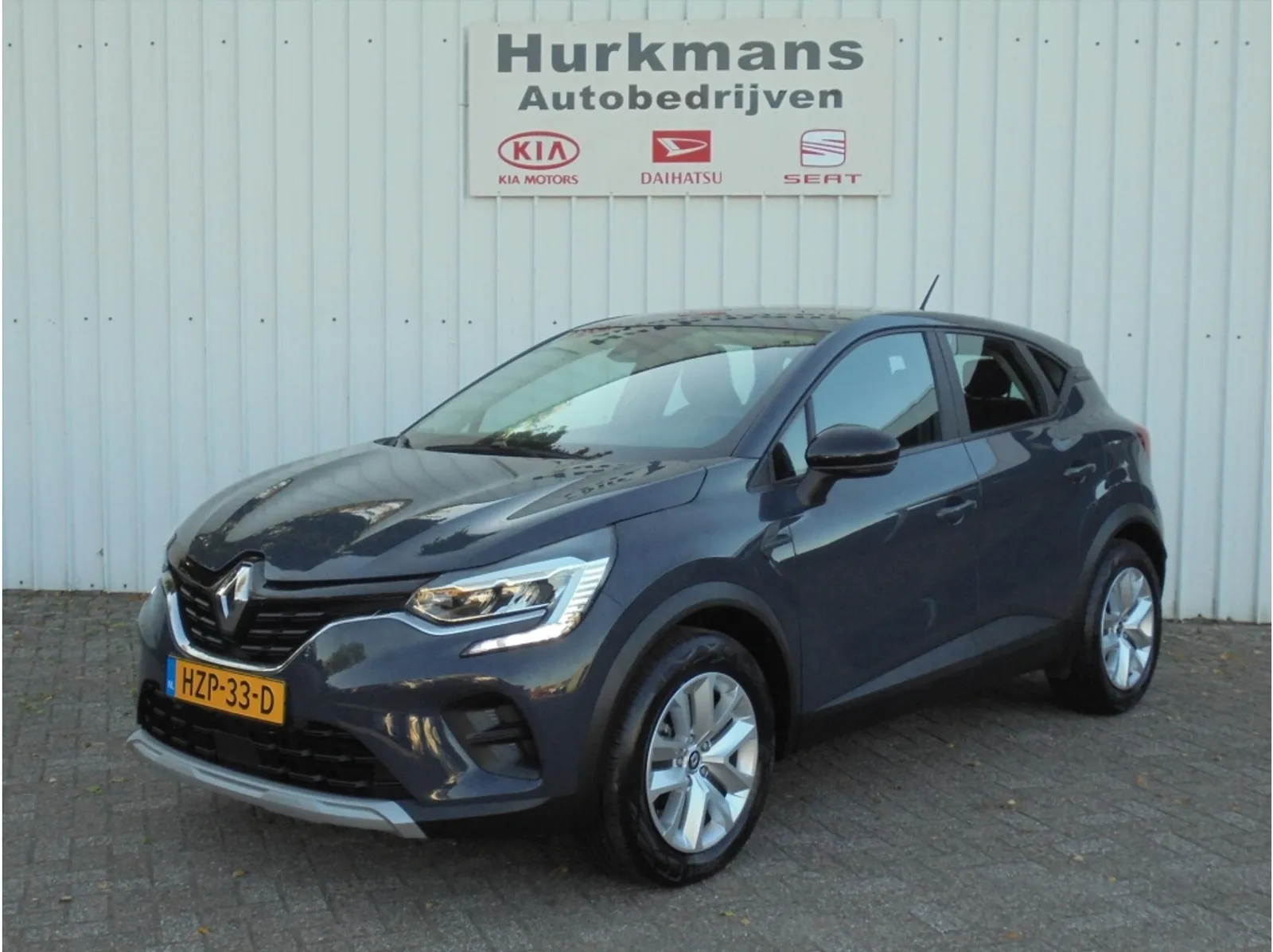 Renault Captur (2023) — foto 1