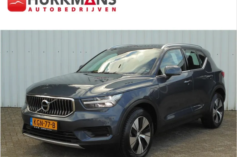 Volvo XC40 (2022)