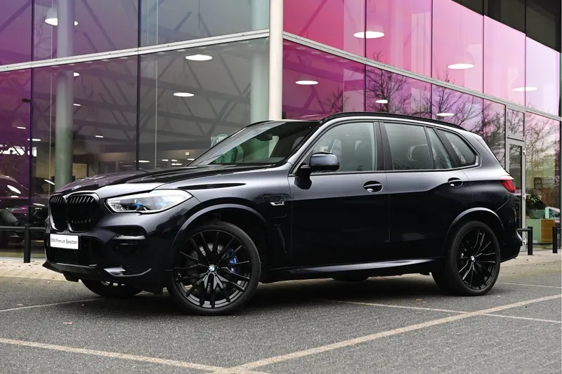 BMW X5 (2022)