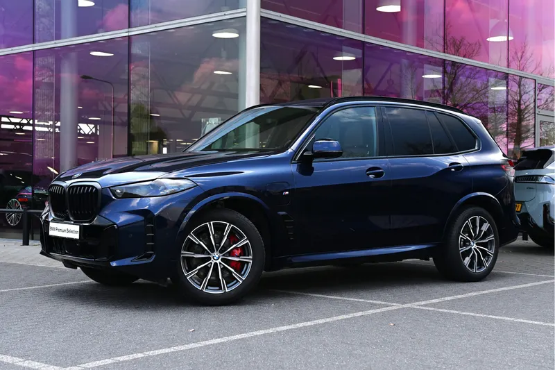 BMW X5 (2025)