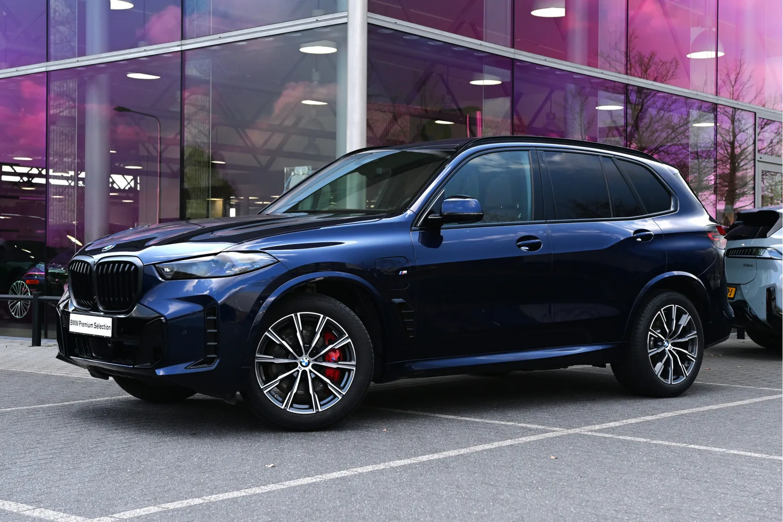 BMW X5 (2025) — foto 1