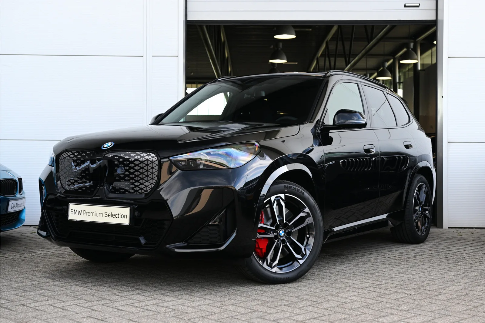 BMW iX1 (2026) — foto 1