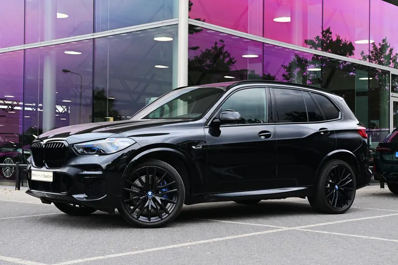 BMW X5 (2022)