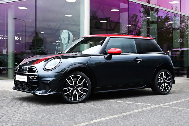 MINI Hatchback (2025)