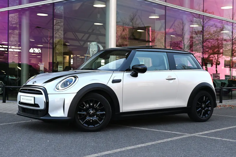MINI Hatchback (2022)