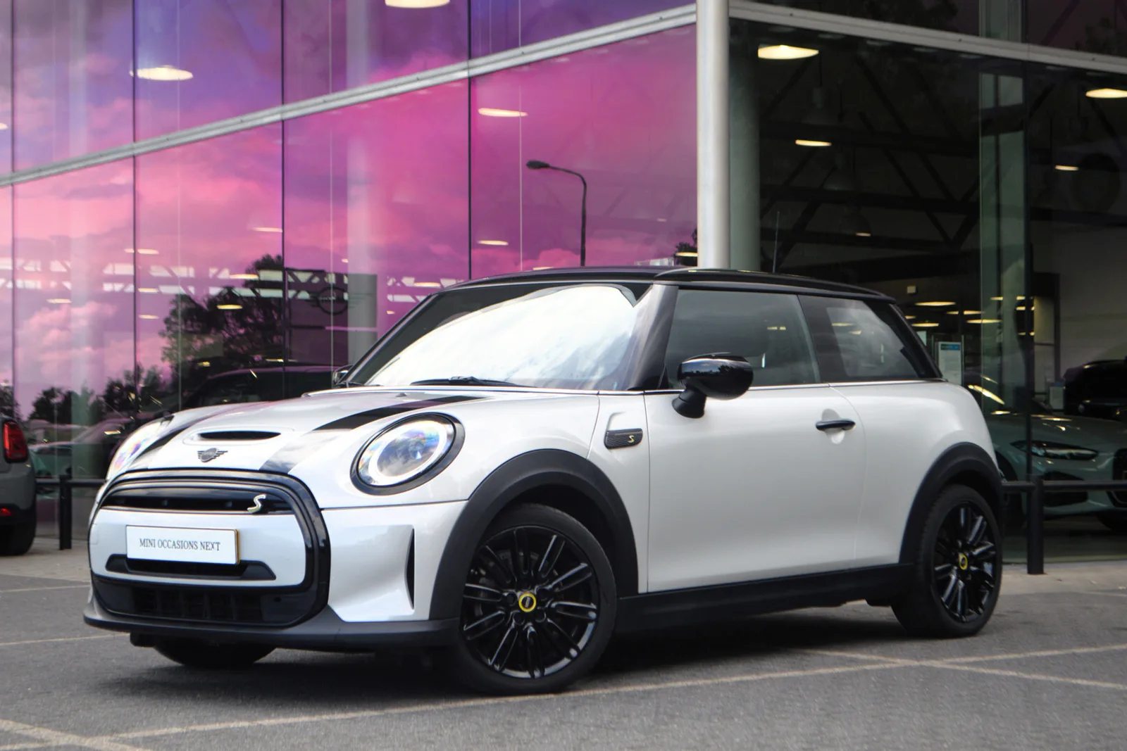 MINI Electric (2022) — foto 1