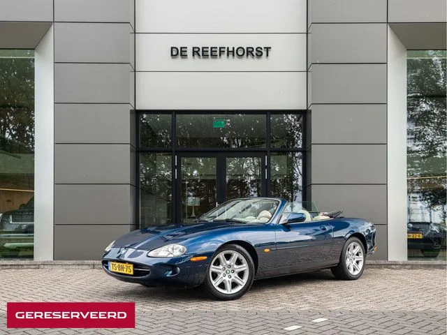 Jaguar XK8 (1998) — foto 1