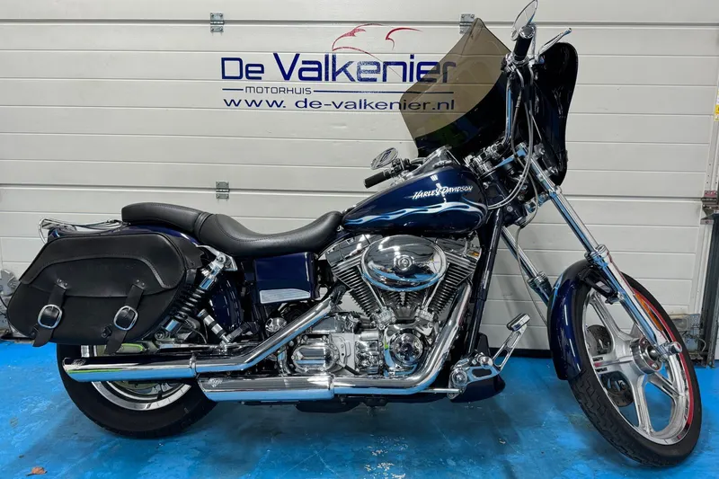 Harley-Davidson Wide Glide (2002)