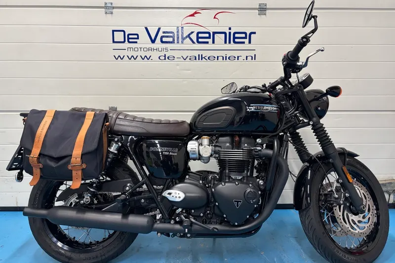 Triumph Bonneville T120 (2021)