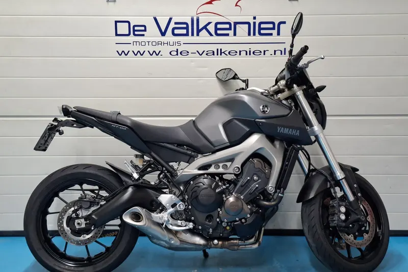 Yamaha MT-09 (2015)
