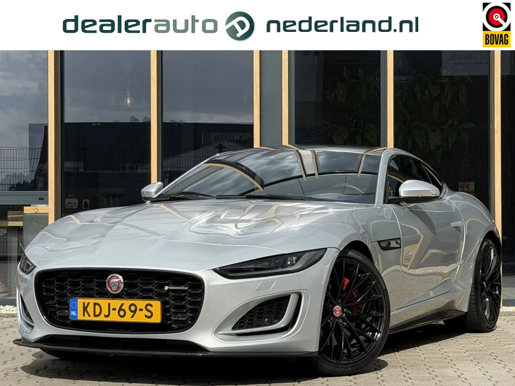 Jaguar F-Type (2021) — foto 1