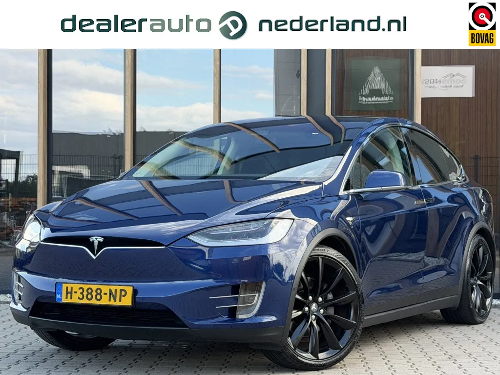 Tesla Model X (2017) — foto 1