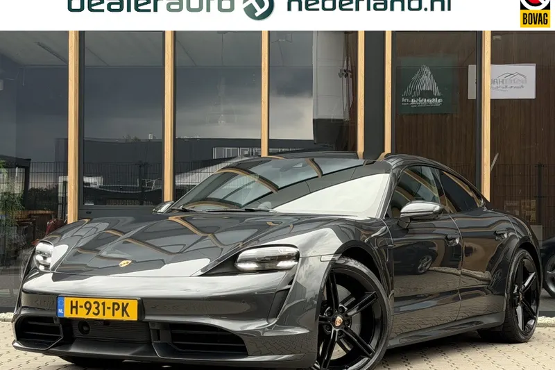 Porsche Taycan (2020)