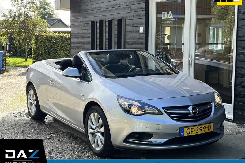 Opel Cascada (2015)