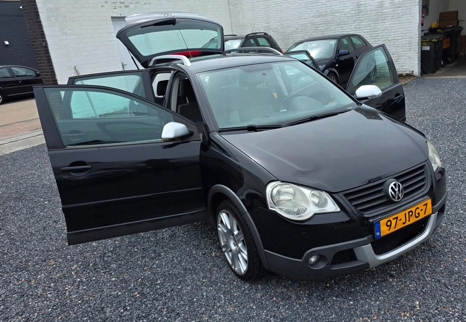 Volkswagen Polo (2009) — foto 1