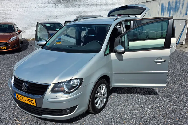 Volkswagen Touran (2009)