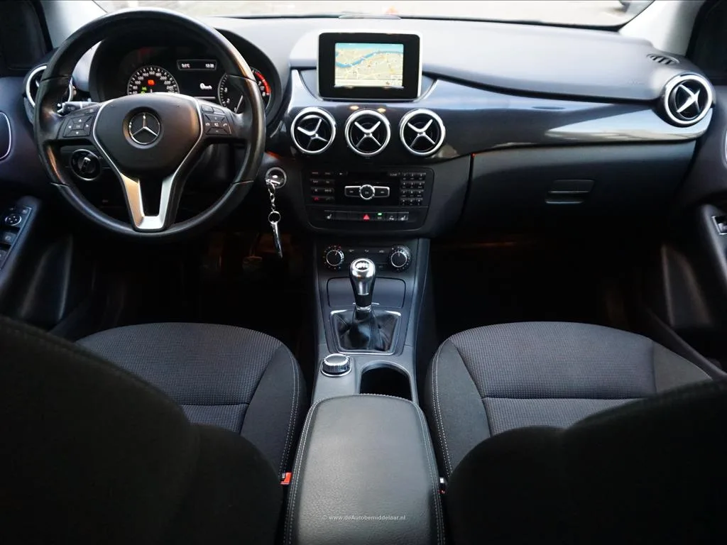 Mercedes-Benz B-Klasse (2013) — foto 1