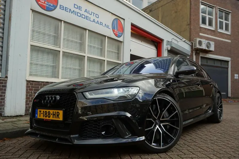 Audi RS6 (2016)