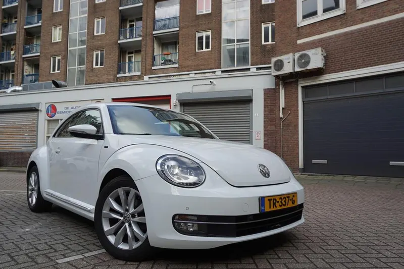 Volkswagen Beetle (2016)