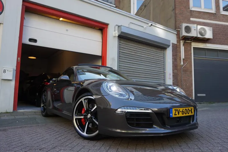 Porsche 911 (2013)