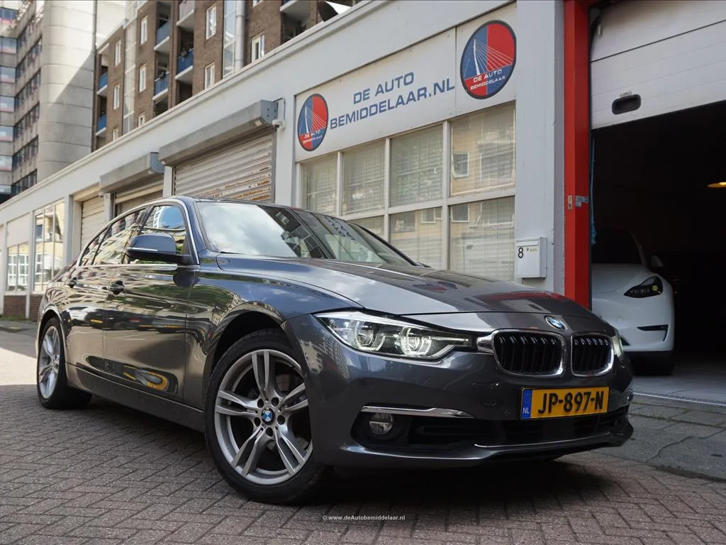 BMW 3-Serie (2016) — foto 1