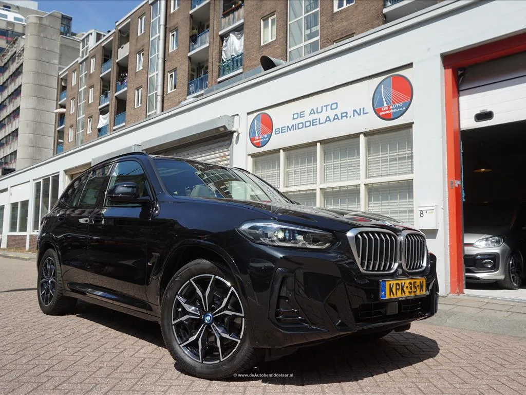 BMW X3 (2024) — foto 1