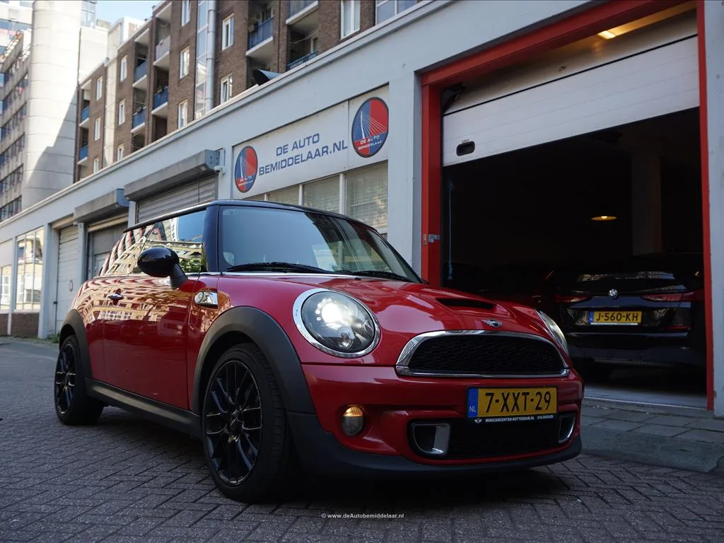 MINI Cooper (2011) — foto 1