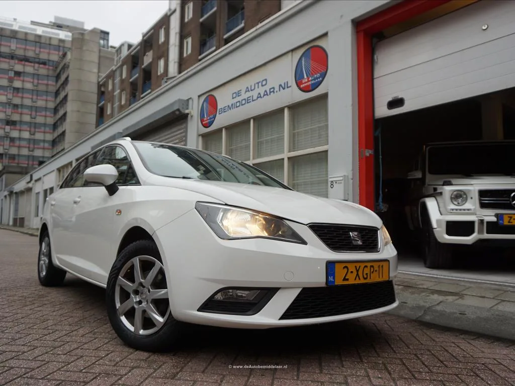 SEAT Ibiza (2014) — foto 1