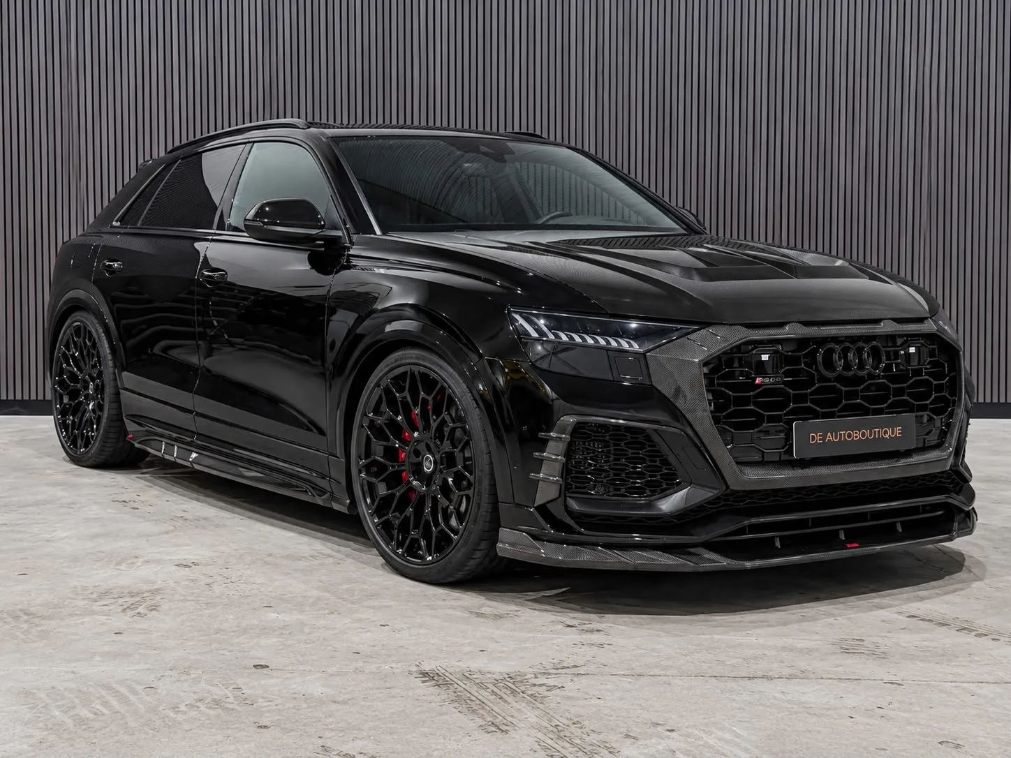 Audi RS Q8 (2021) — foto 1