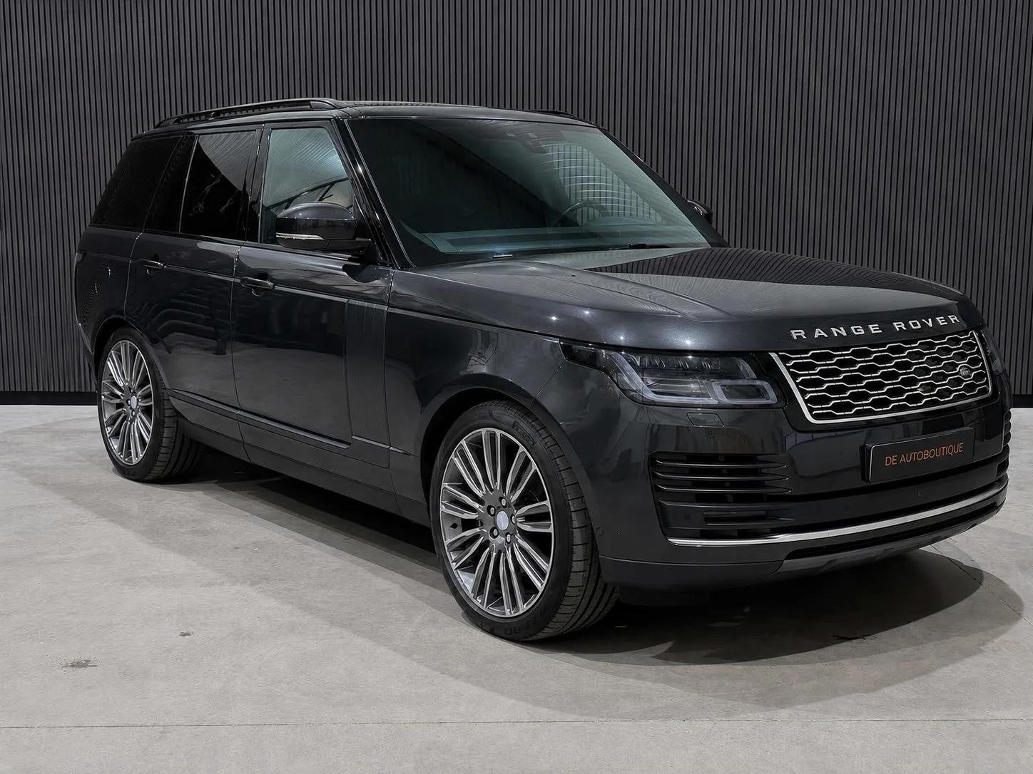 Land Rover Range Rover (2018) — foto 1