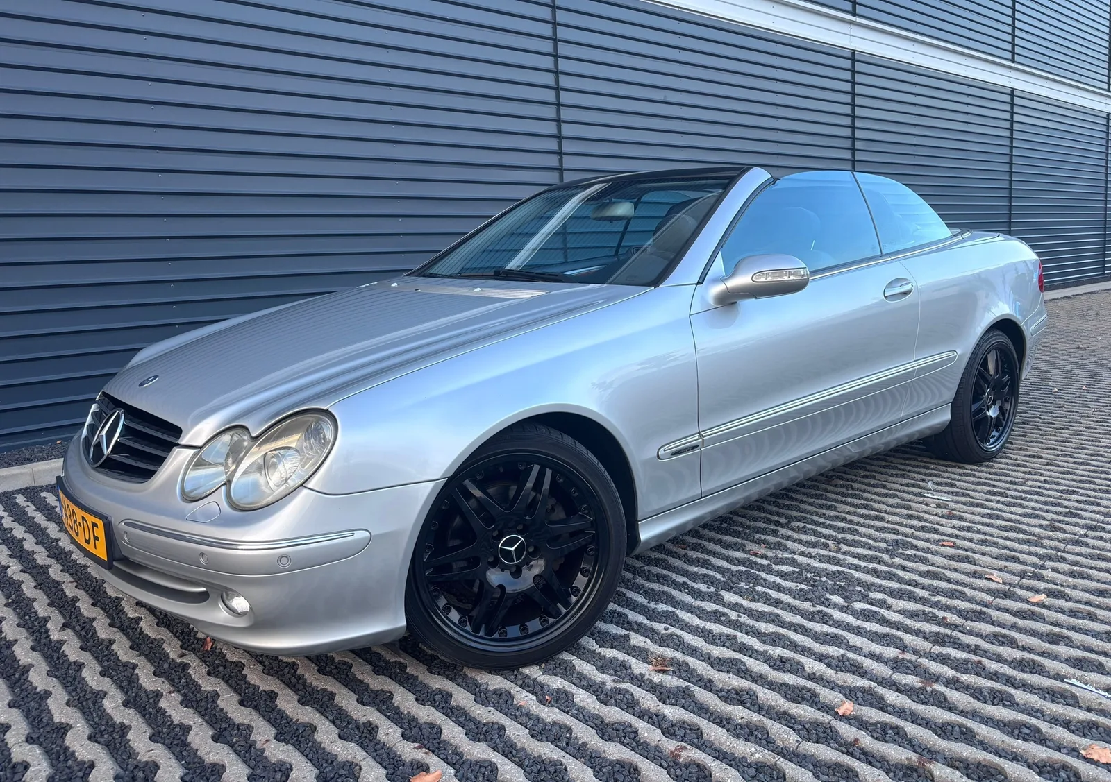 Mercedes-Benz CLK-Klasse (2005) — foto 1